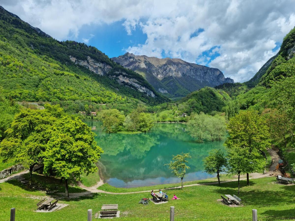Tenno Appartamenti Garda Lake Buitenkant foto