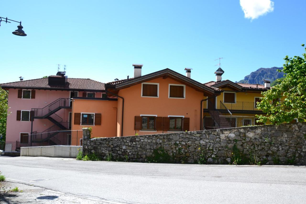 Tenno Appartamenti Garda Lake Buitenkant foto