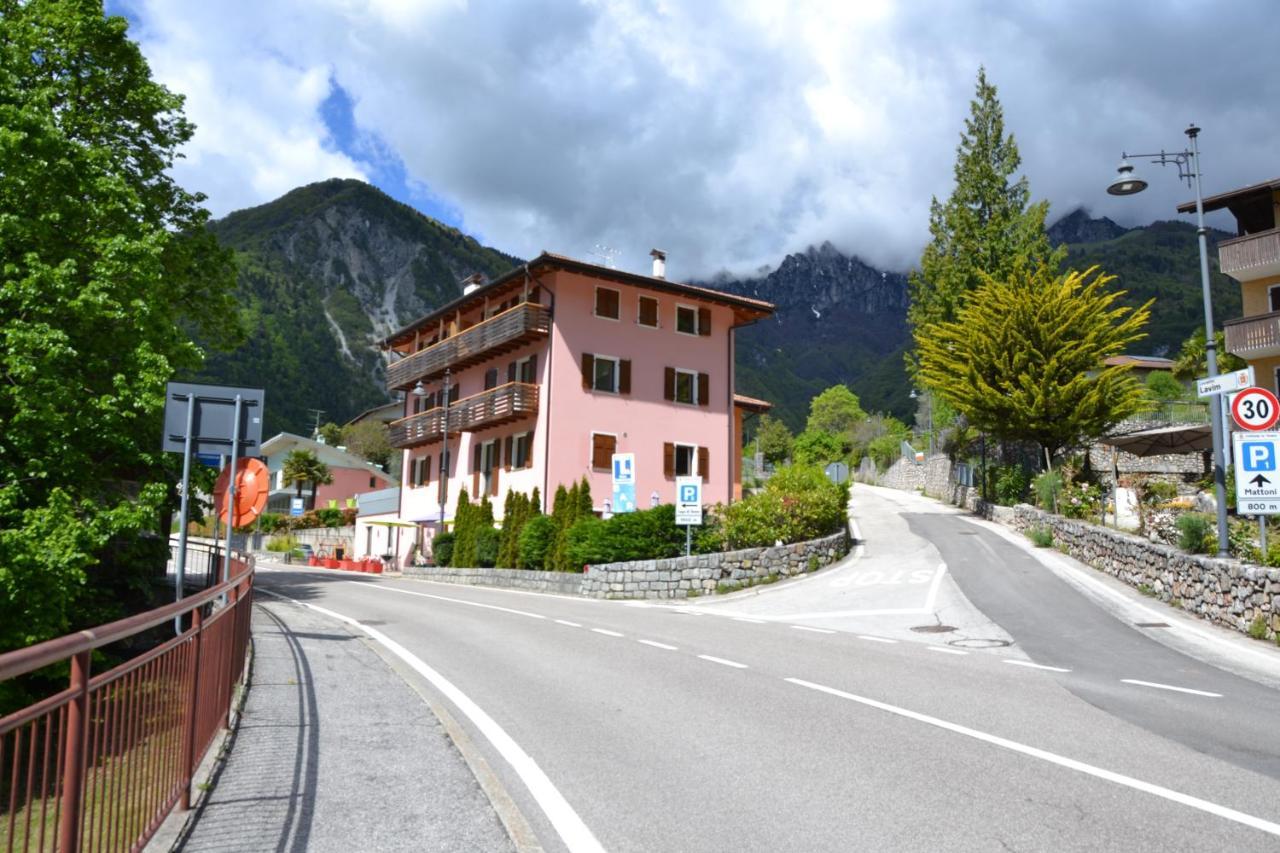 Tenno Appartamenti Garda Lake Buitenkant foto