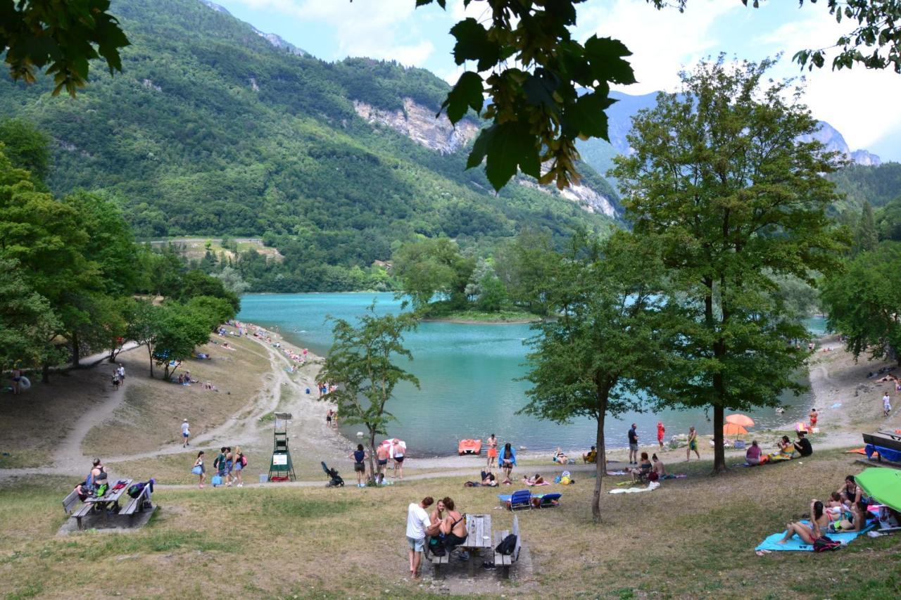 Tenno Appartamenti Garda Lake Buitenkant foto