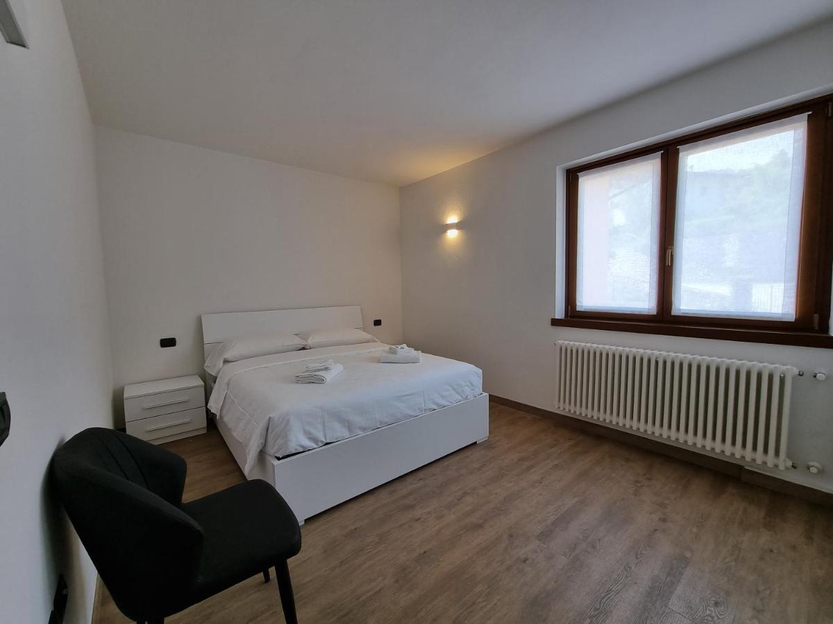 Tenno Appartamenti Garda Lake Buitenkant foto